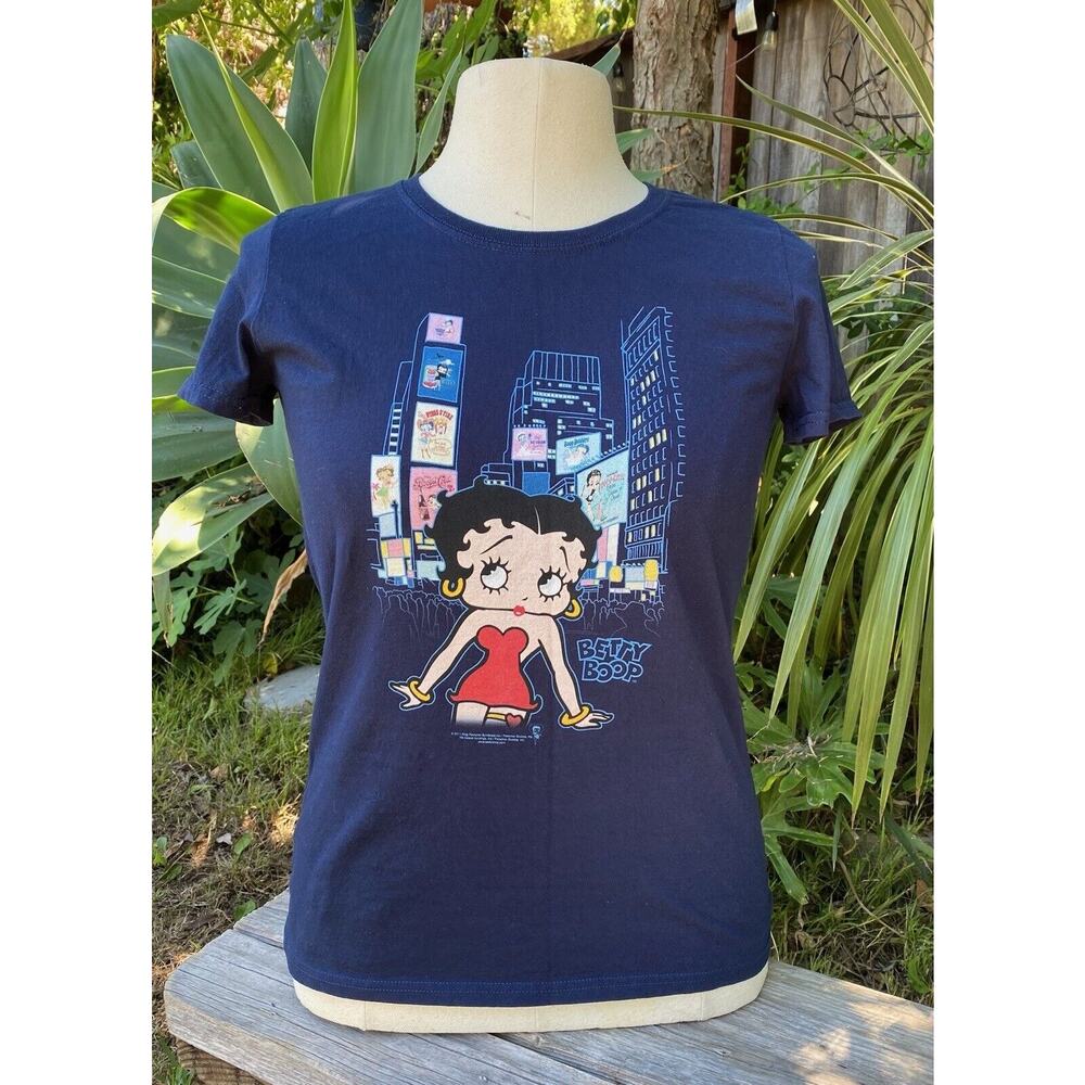 Betty Boop 2011 In The City! Billboard Betty Blue T Shirt Size M Women’s